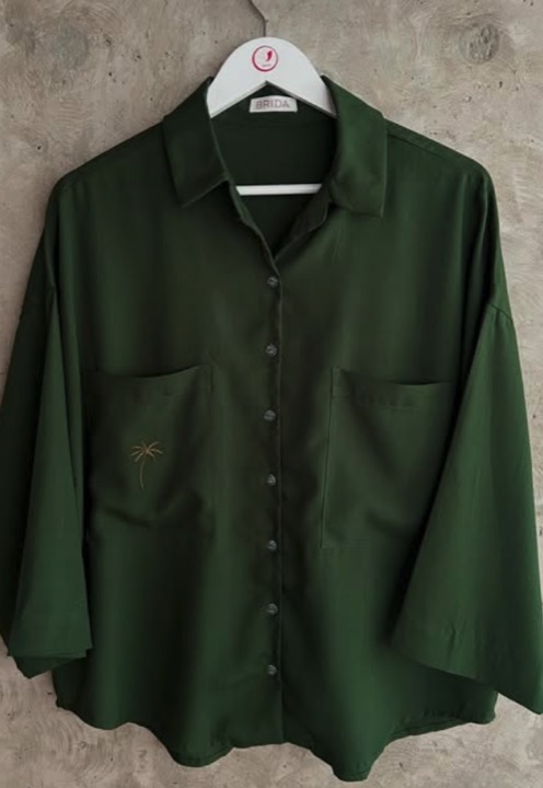 Linha de camisas com bordado feito à mão BRIDA